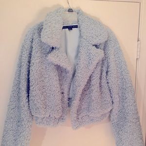 Never worn Sherpa WOT it’s a beautiful light blue with white satin lining